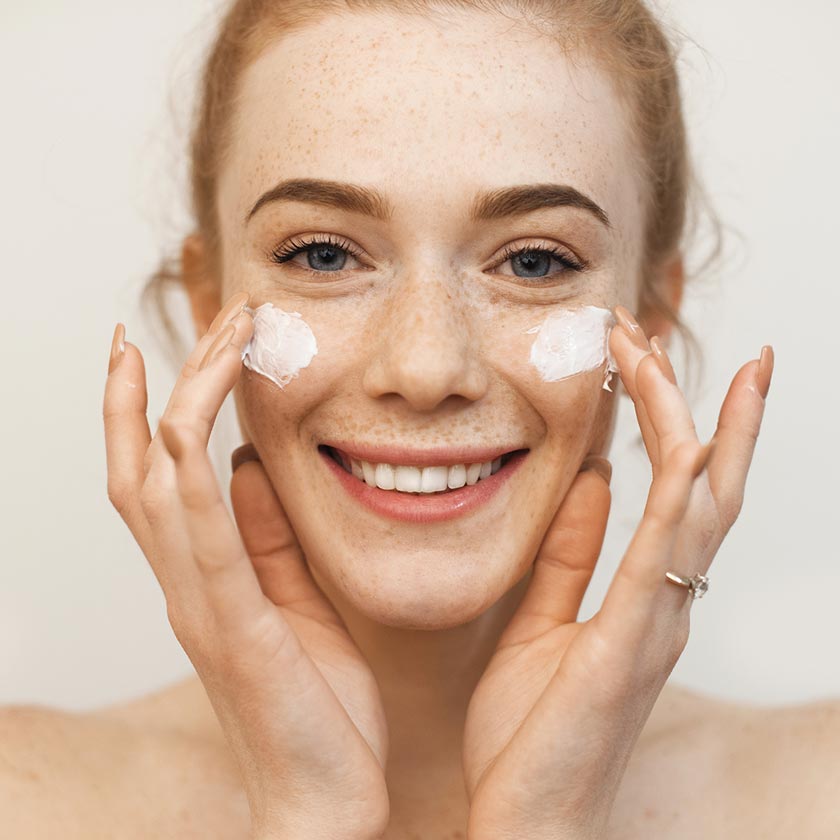 Pro-age vegan face cream application and clean